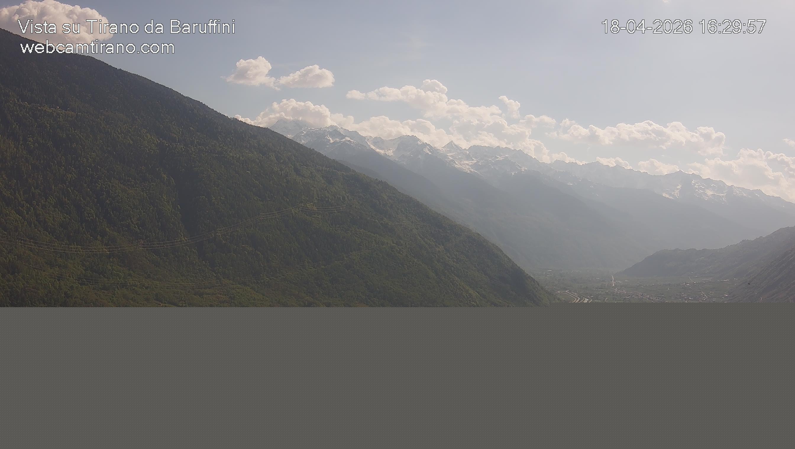 immagine della webcam nei dintorni di Chiesa in Valmalenco: webcam Tirano