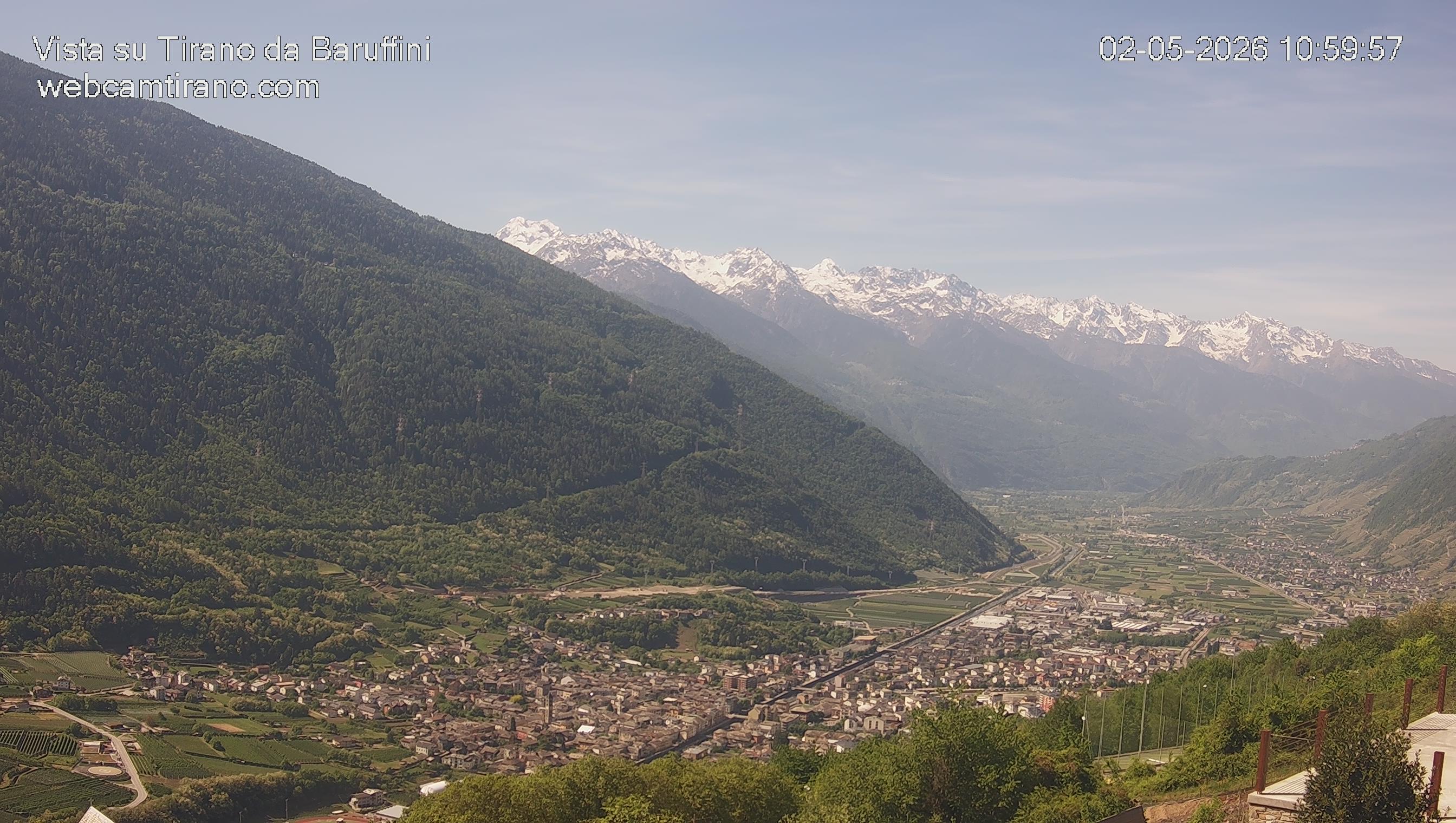 immagine della webcam nei dintorni di Saviore dell'Adamello: webcam Tirano